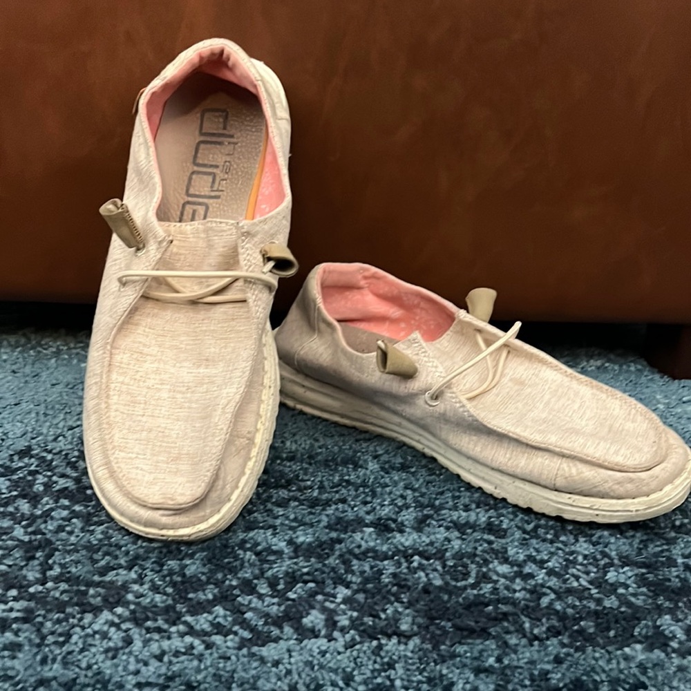 Hey dude size 7 Chambray White Nut
